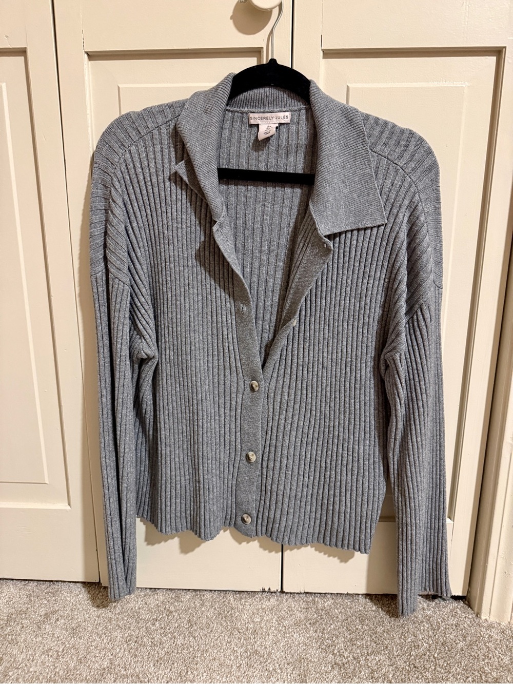 Ribbed Button-Up Collared Cardigan - Light Gray